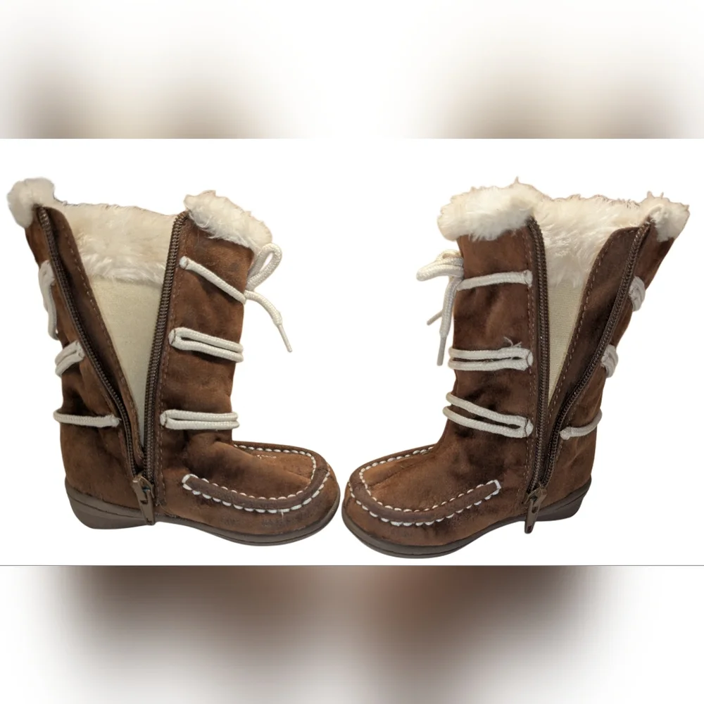 Carter's Mocassin Style Boots